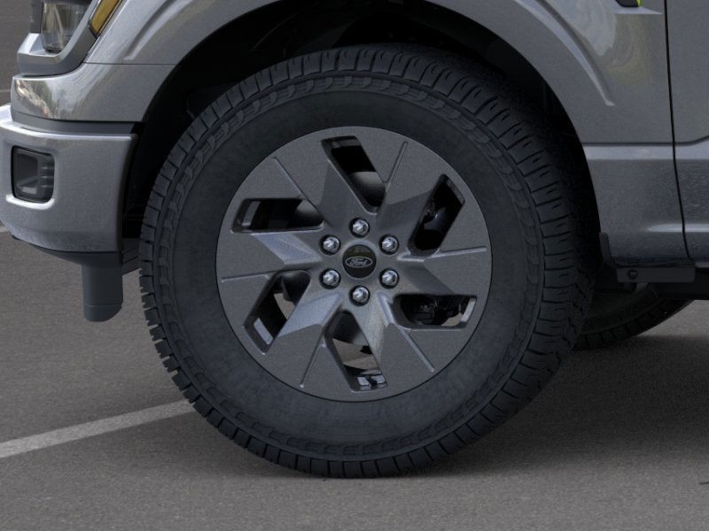 Ford F-150 Vehicle Full-screen Gallery Image 19