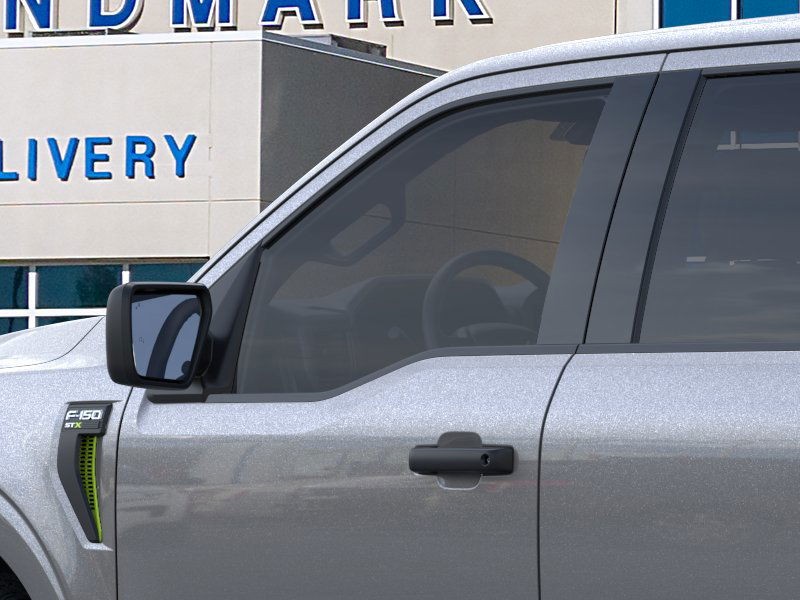 Ford F-150 Vehicle Full-screen Gallery Image 20