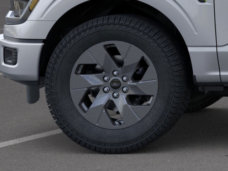 Ford F-150 Vehicle Full-screen Gallery Image 19