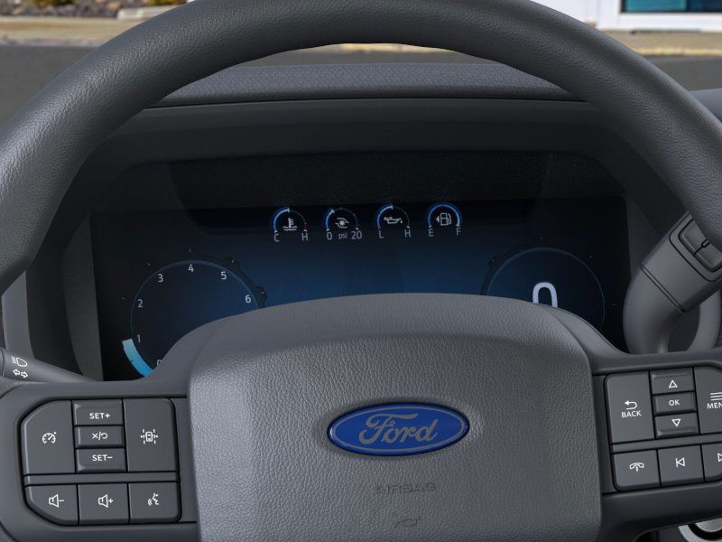 Ford F-150 Vehicle Full-screen Gallery Image 13