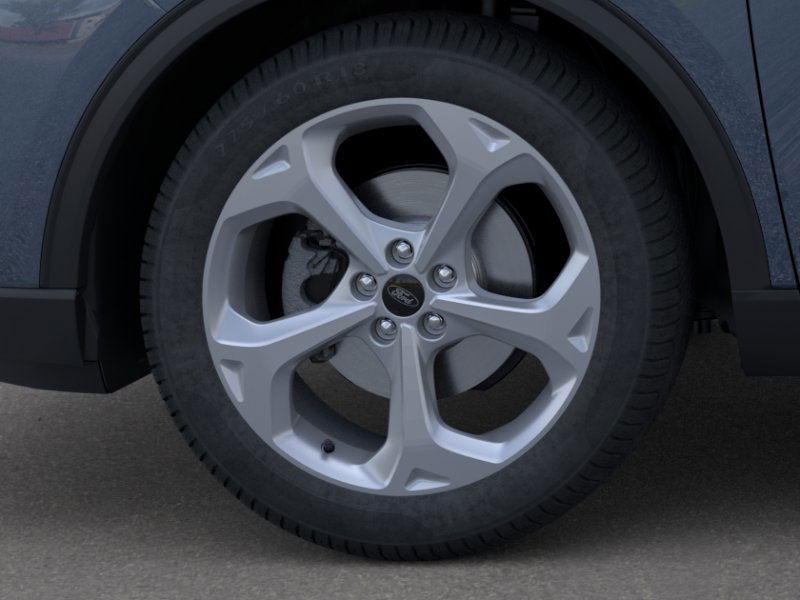 Ford Escape Vehicle Full-screen Gallery Image 19