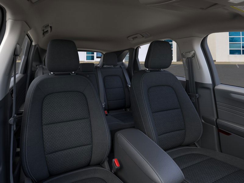 Ford Escape Vehicle Full-screen Gallery Image 10