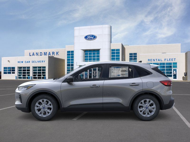 Ford Escape Vehicle Full-screen Gallery Image 3