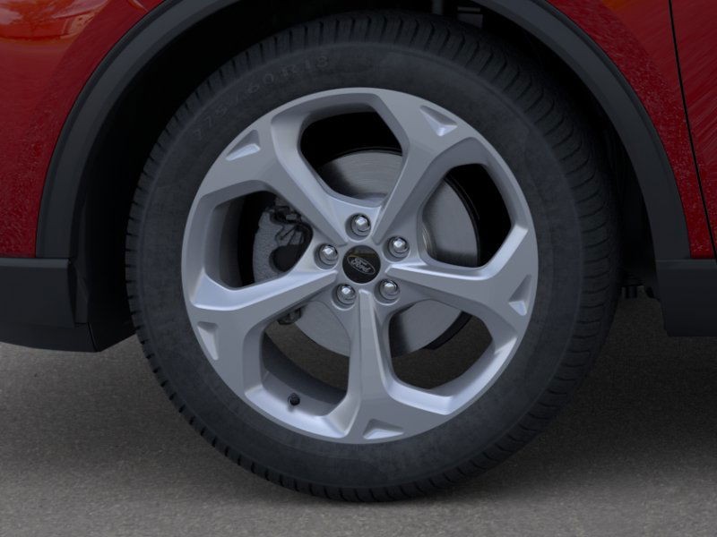 Ford Escape Vehicle Full-screen Gallery Image 19