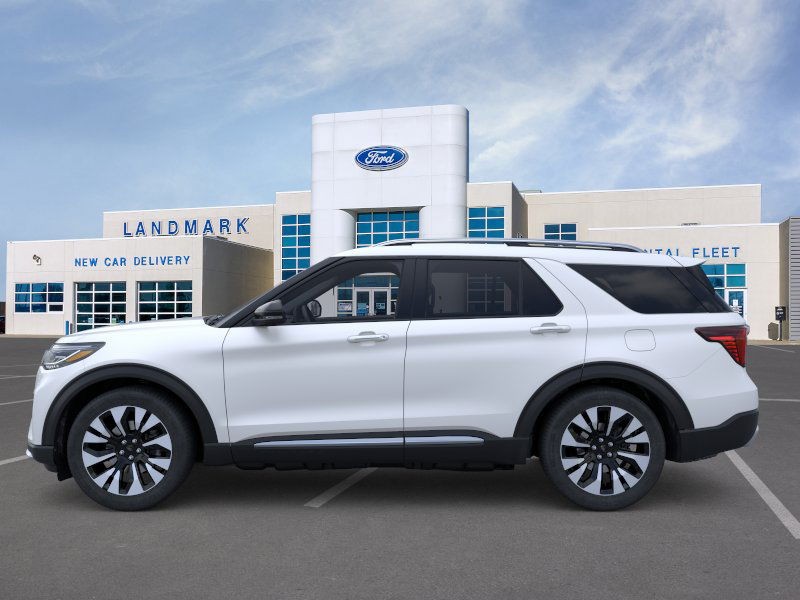 Ford Explorer Vehicle Full-screen Gallery Image 3