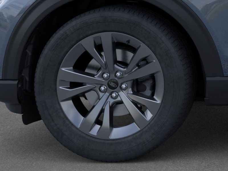 Ford Explorer Vehicle Full-screen Gallery Image 19