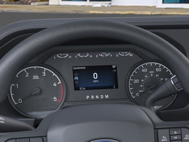 Ford Super Duty F-350 DRW Vehicle Full-screen Gallery Image 13