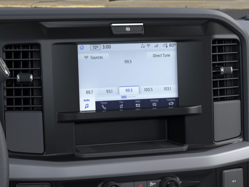 Ford Super Duty F-350 DRW Vehicle Full-screen Gallery Image 14