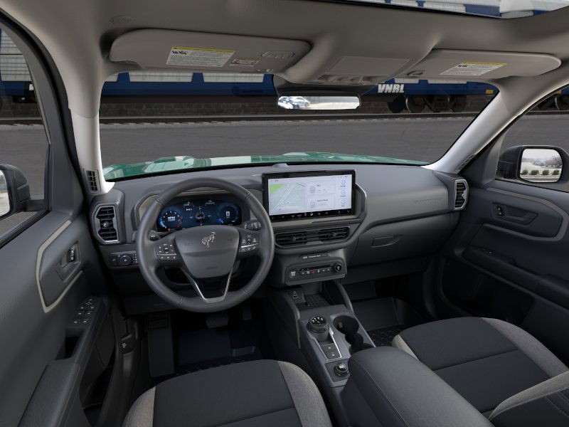 Ford Bronco Sport Vehicle Full-screen Gallery Image 9