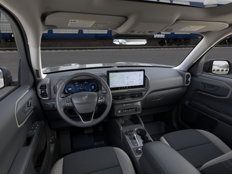 Ford Bronco Sport Vehicle Full-screen Gallery Image 9