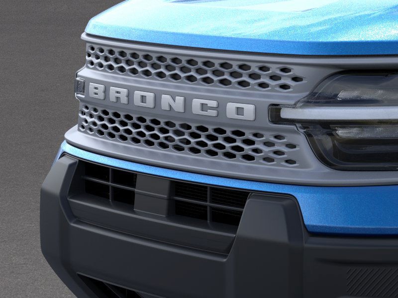 Ford Bronco Sport Vehicle Full-screen Gallery Image 17