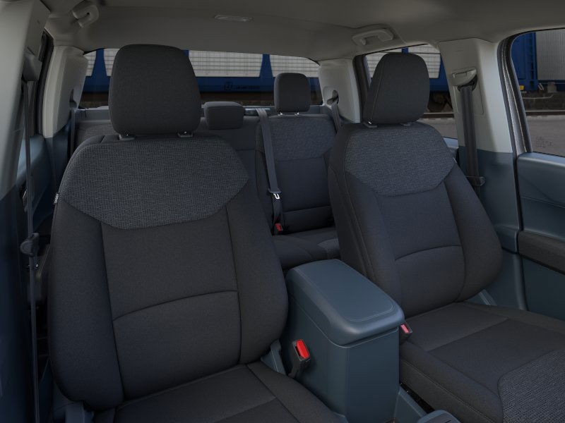 Ford Maverick Vehicle Full-screen Gallery Image 10