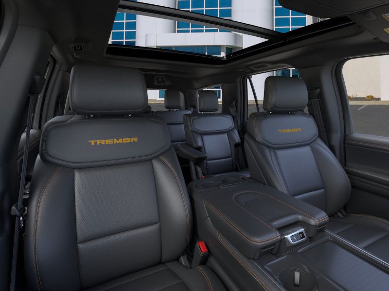 Ford Expedition Vehicle Full-screen Gallery Image 10