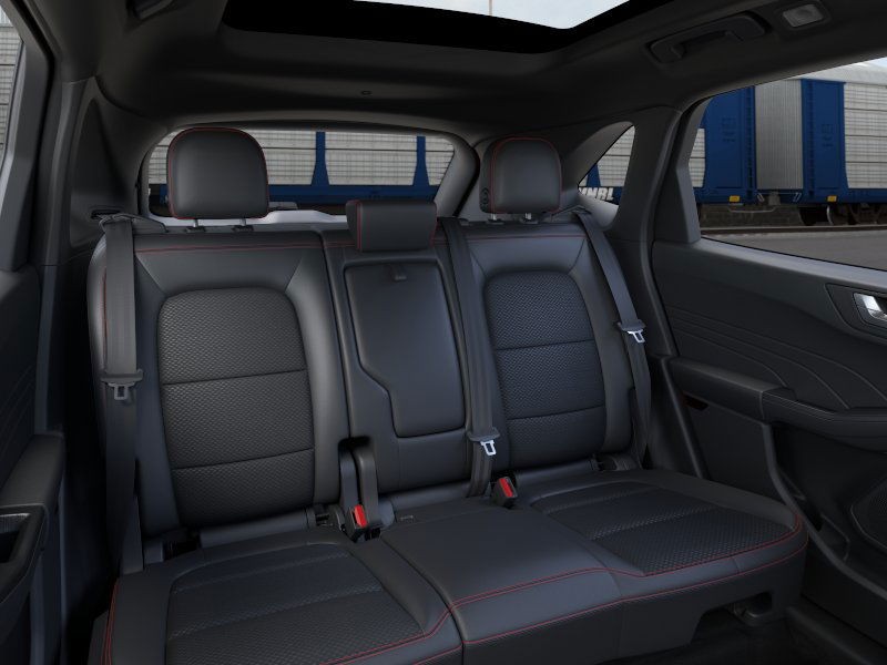 Ford Escape Vehicle Full-screen Gallery Image 11