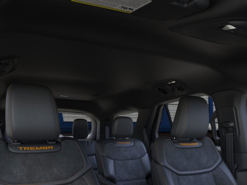 Ford Explorer Vehicle Full-screen Gallery Image 22