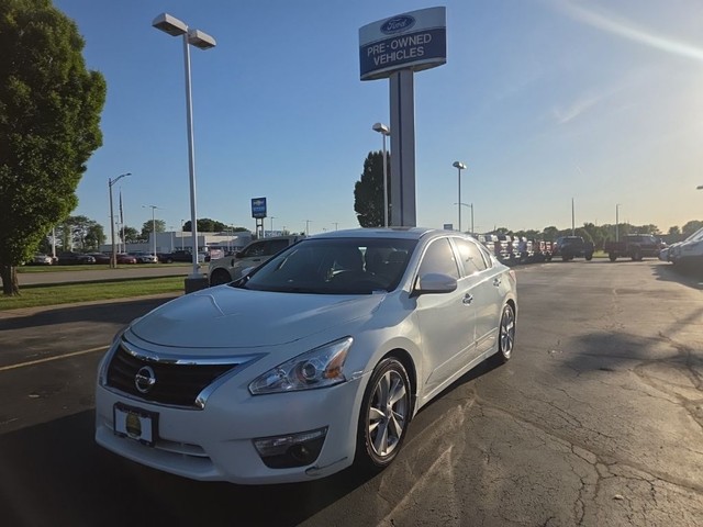 Springfield IL 2013 Nissan Altima Sedan more details - nissan altima sedan