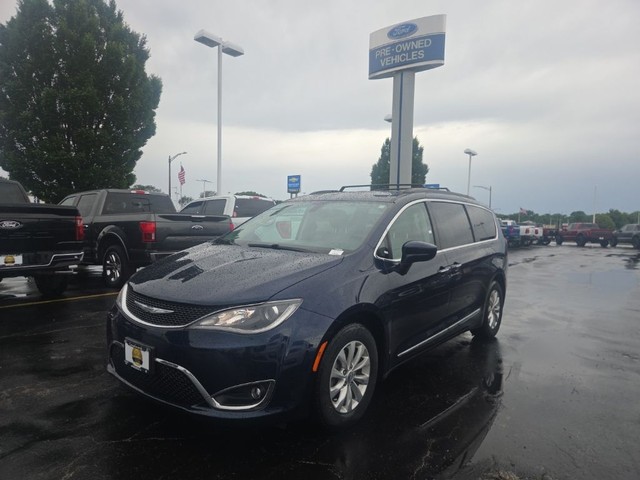 Springfield IL 2017 Chrysler Pacifica more details - chrysler pacifica
