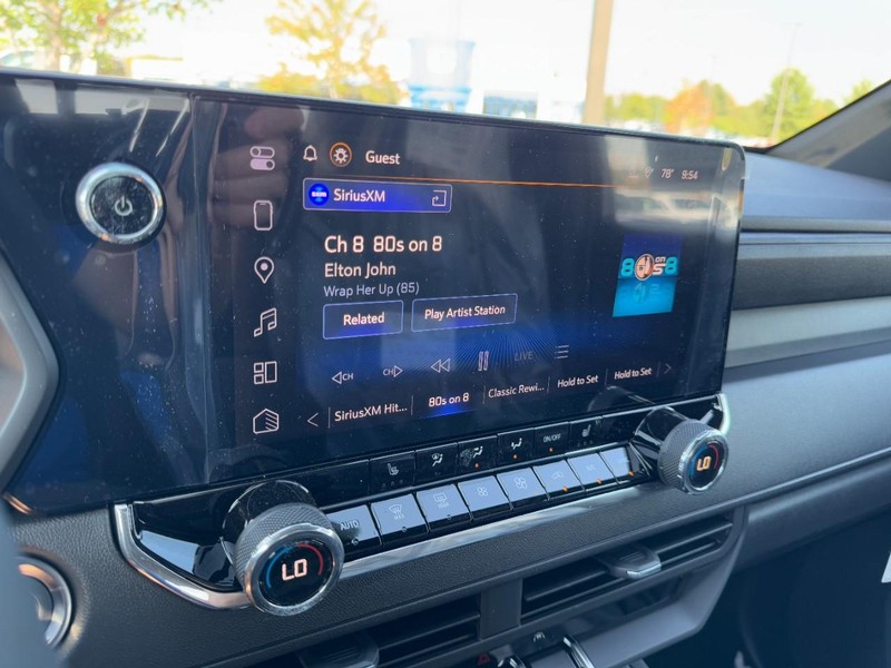 Chevrolet Colorado Vehicle Image 12