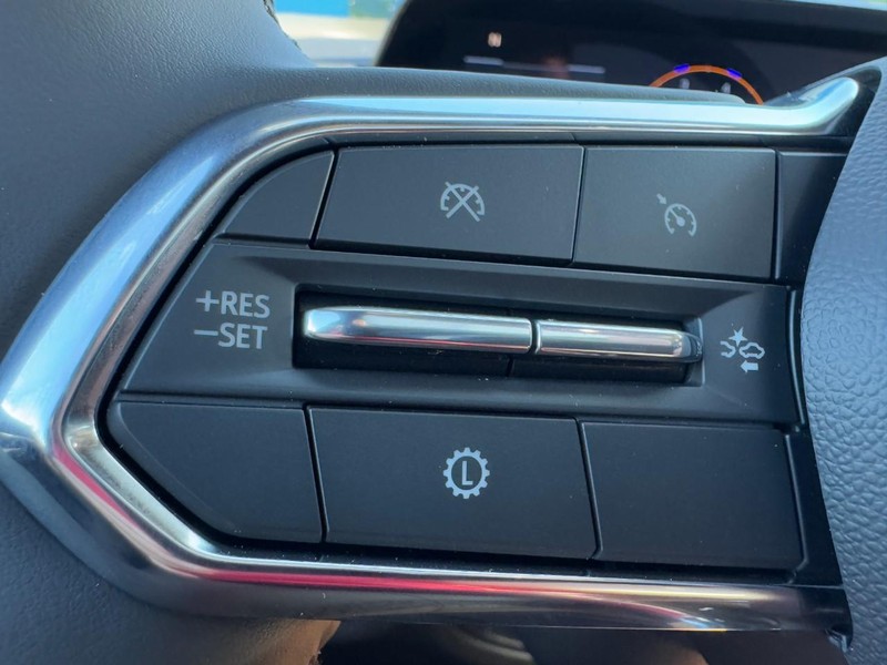 Chevrolet Tahoe Vehicle Image 14