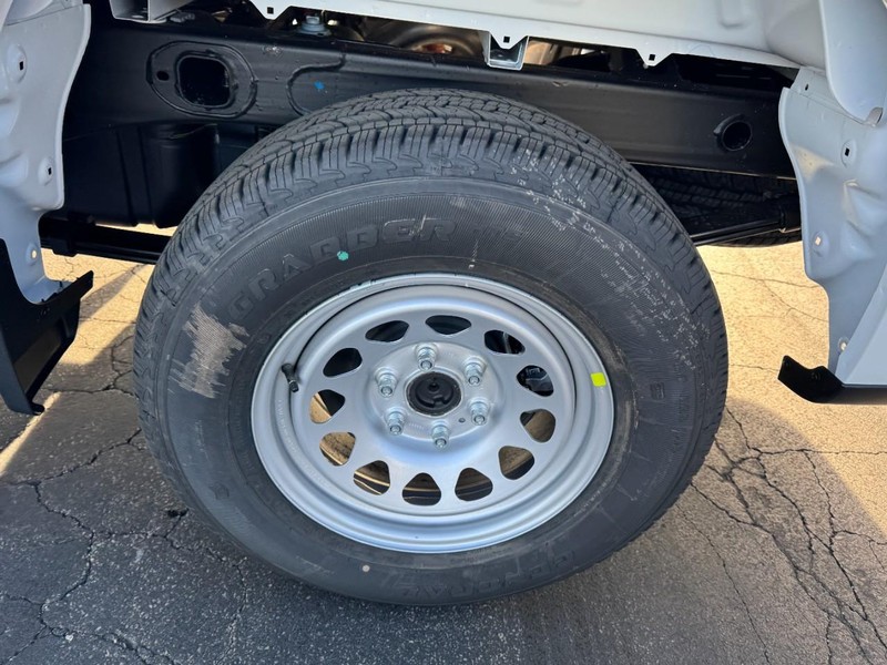 Chevrolet Silverado 1500 Vehicle Image 06