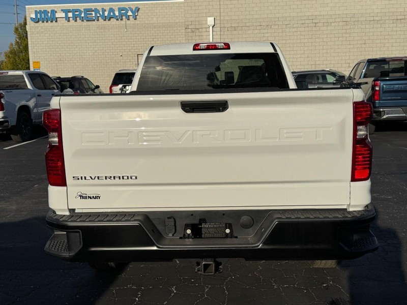 Chevrolet Silverado 1500 Vehicle Image 04