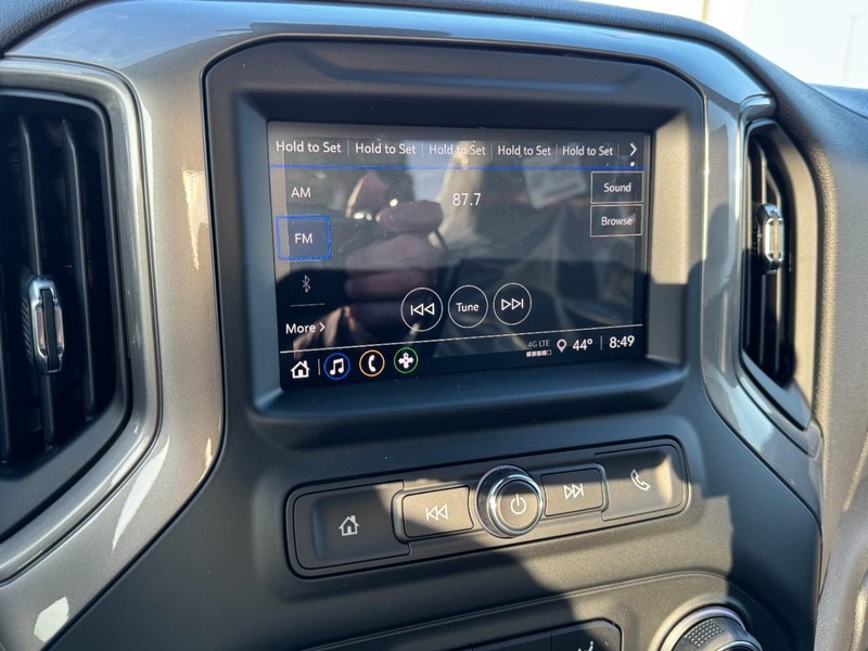 Chevrolet Silverado 1500 Vehicle Image 13