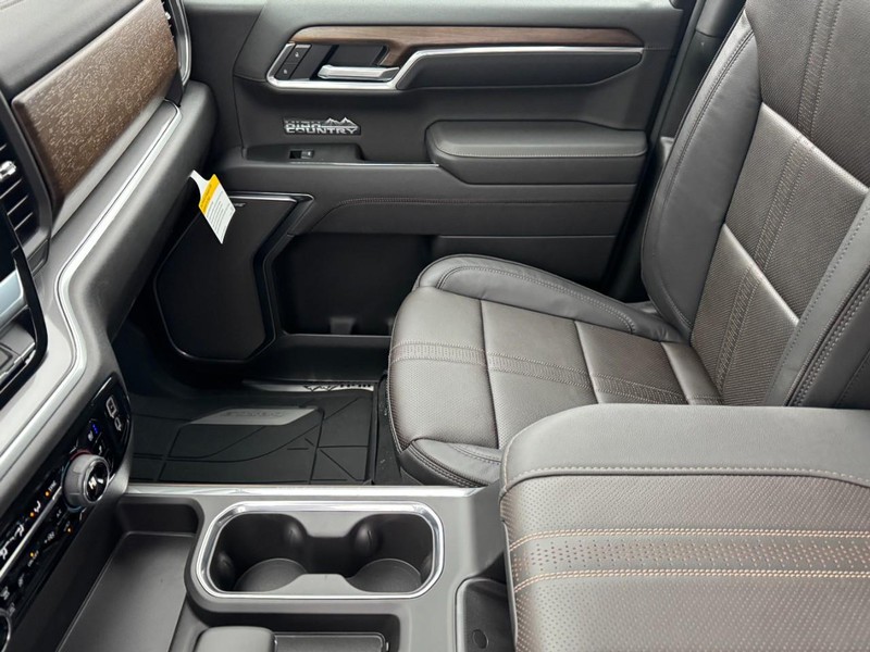 Chevrolet Silverado 1500 Vehicle Image 10