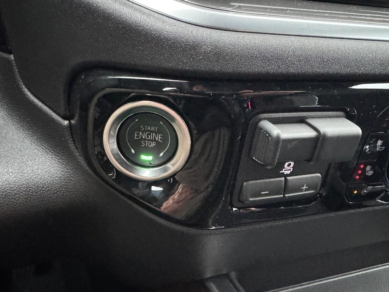 Chevrolet Silverado 1500 Vehicle Image 20