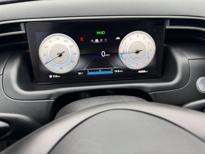 Hyundai Santa Cruz Vehicle Image 24