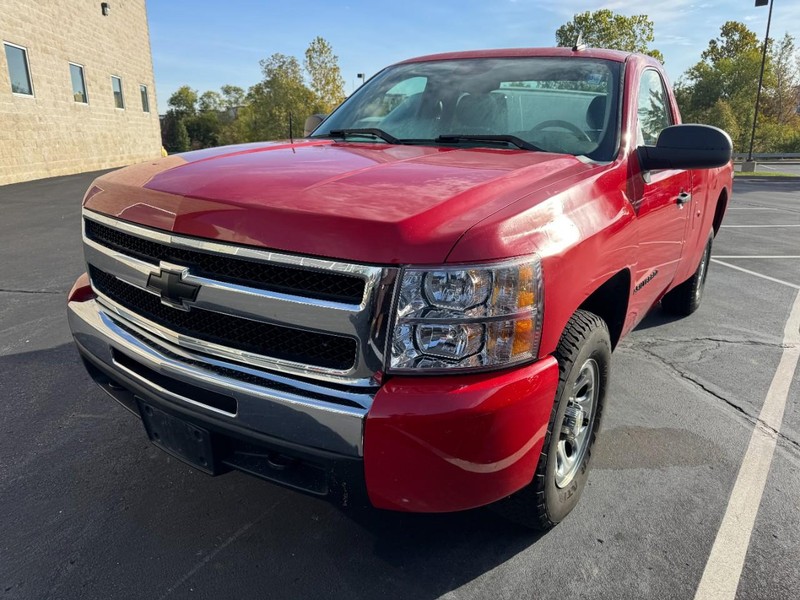 Chevrolet Silverado 1500 Vehicle Image 04
