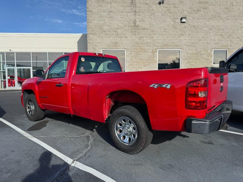 Chevrolet Silverado 1500 Vehicle Image 05