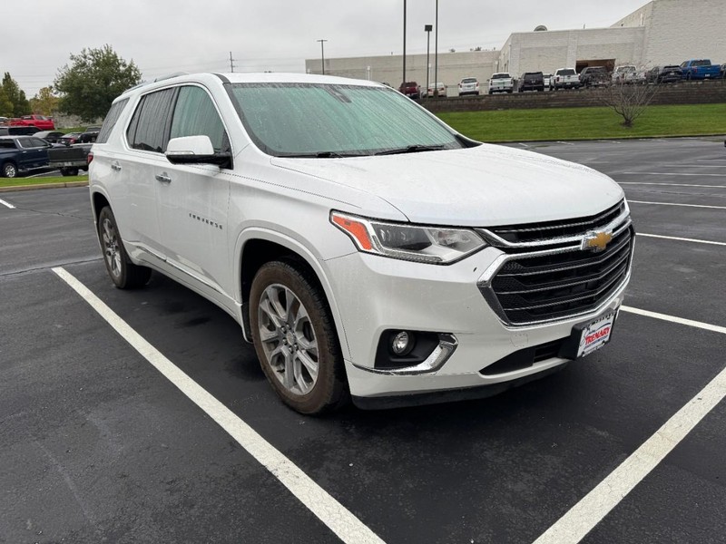 Chevrolet Traverse Vehicle Image 04