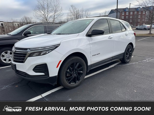 2023 Chevrolet Equinox LS's photo