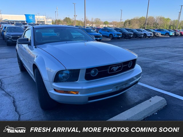 Ford Mustang Deluxe - O'Fallon MO