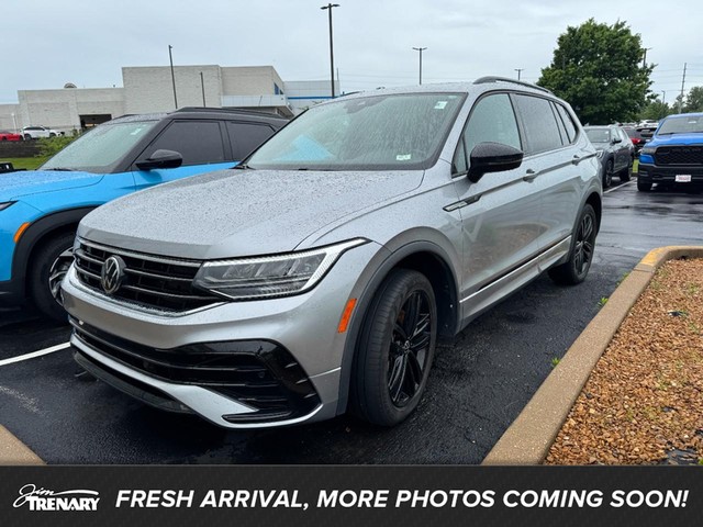 Volkswagen Tiguan SE R-Line Black - O'Fallon MO