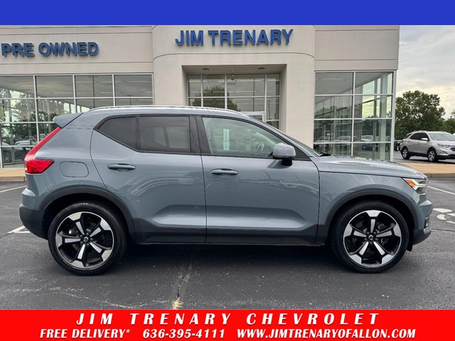 Volvo XC40 Momentum - O'Fallon MO