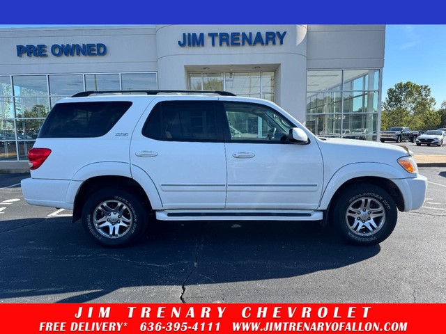 Toyota Sequoia SR5 - O'Fallon MO