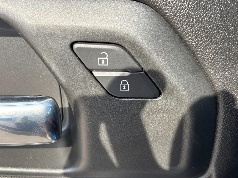 Chevrolet Silverado 1500 Vehicle Image 19