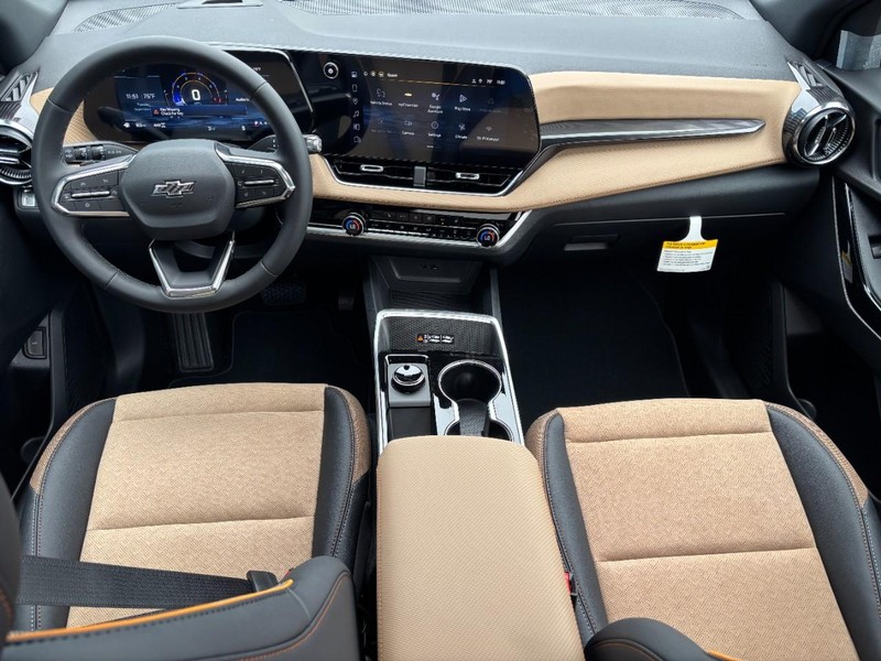 Chevrolet Equinox Vehicle Image 06