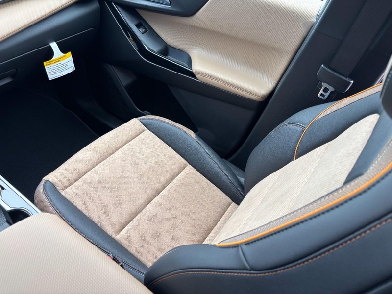 Chevrolet Equinox Vehicle Image 11