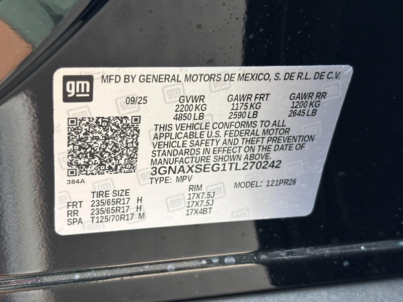 Chevrolet Equinox Vehicle Image 24
