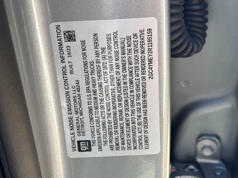 Chevrolet Silverado 2500HD Vehicle Image 25