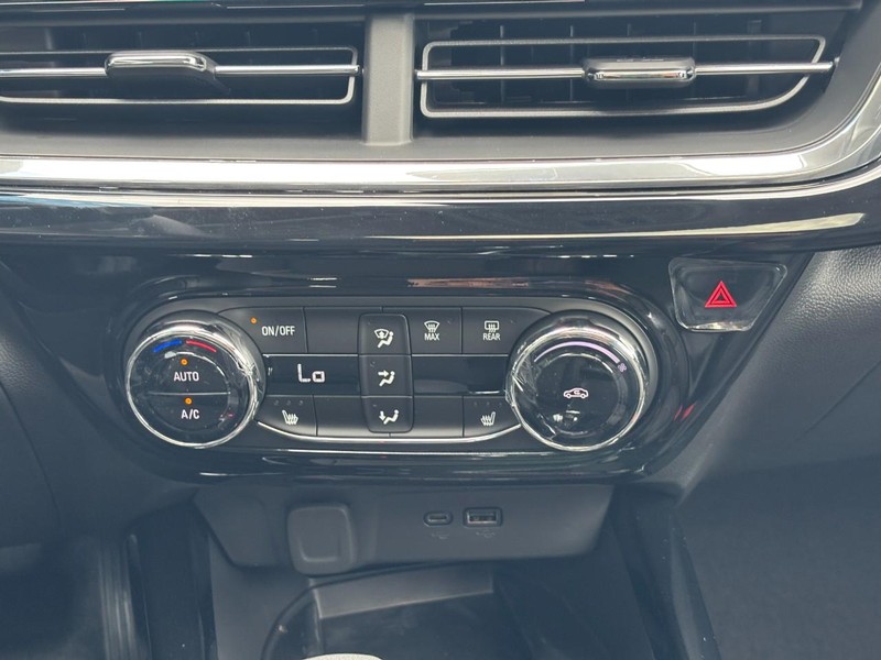 Chevrolet Trax Vehicle Image 11