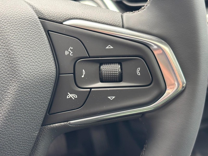 Chevrolet Trax Vehicle Image 15