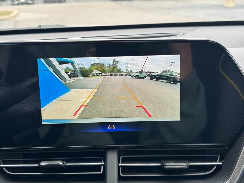 Chevrolet Trax Vehicle Image 18