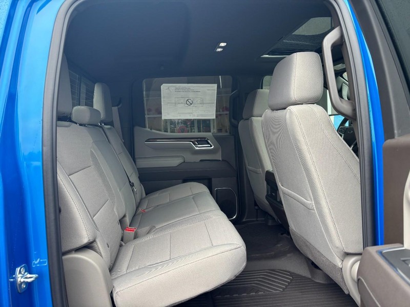 Chevrolet Silverado 1500 Vehicle Image 05