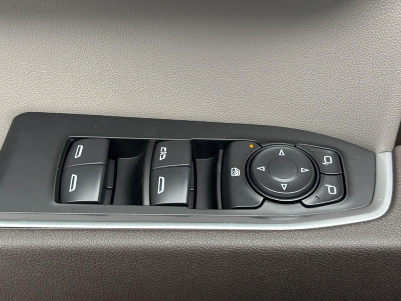 Chevrolet Silverado 1500 Vehicle Image 20