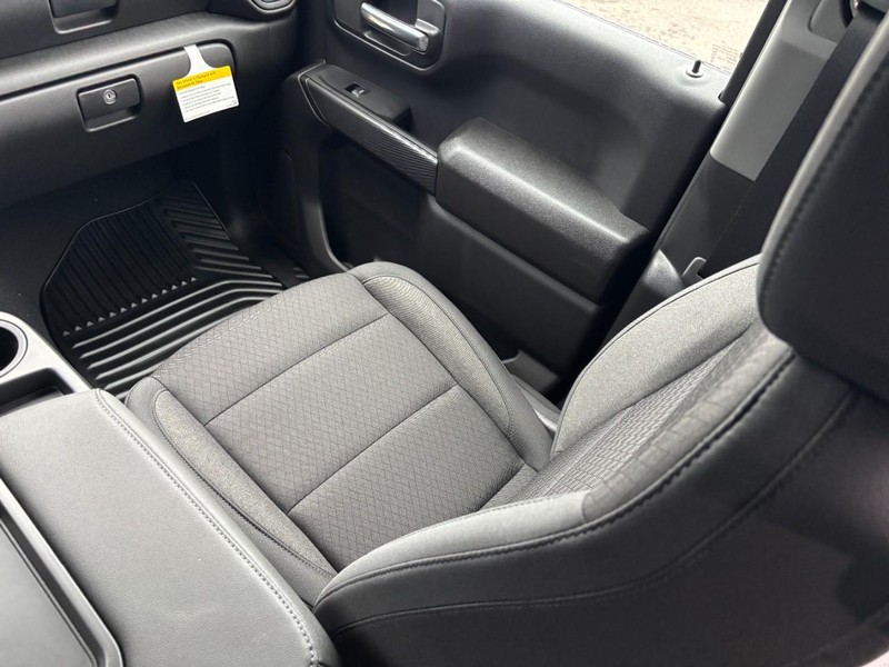 Chevrolet Silverado 1500 Vehicle Image 14