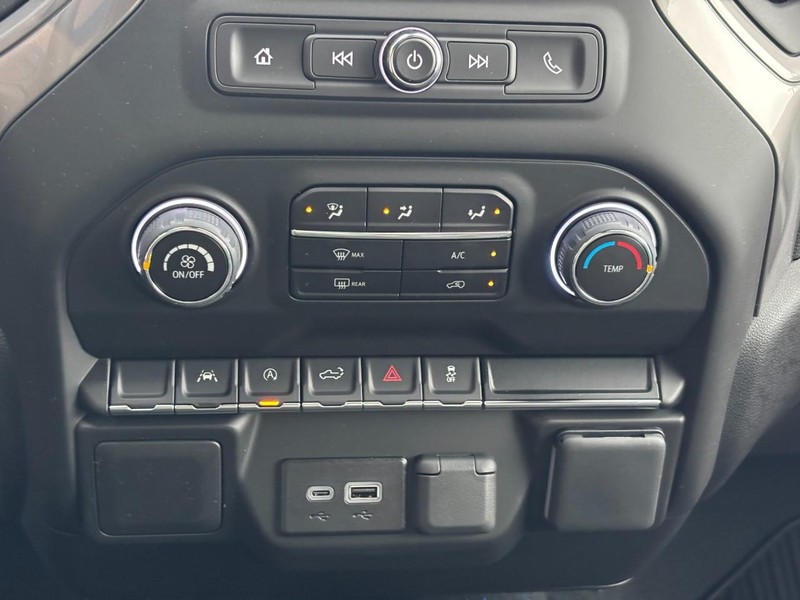 Chevrolet Silverado 1500 Vehicle Image 20