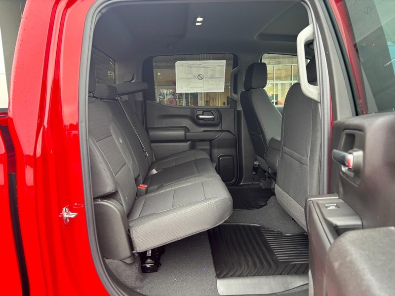 Chevrolet Silverado 1500 Vehicle Image 05